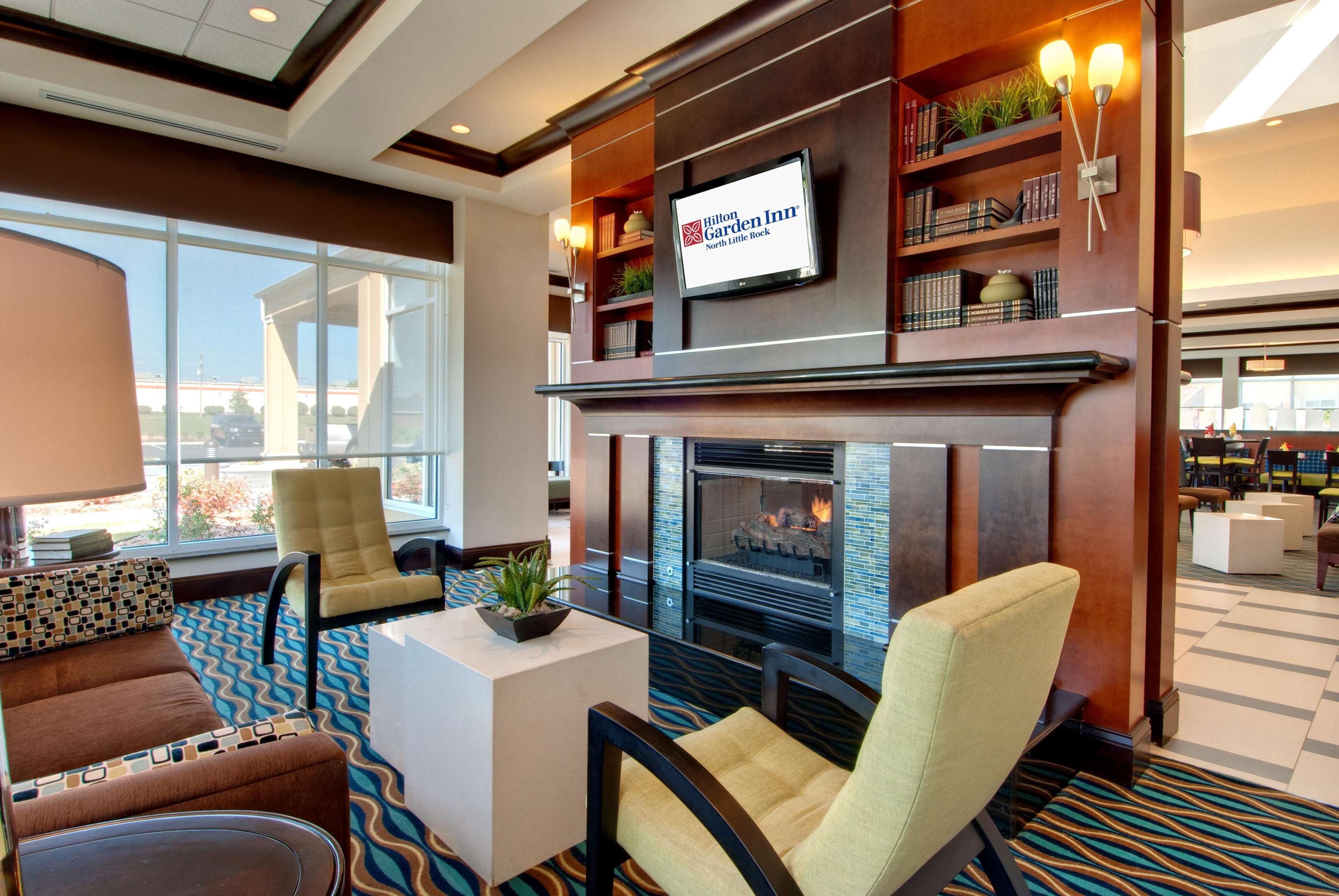 Hilton Garden Inn North Little Rock Bagian luar foto