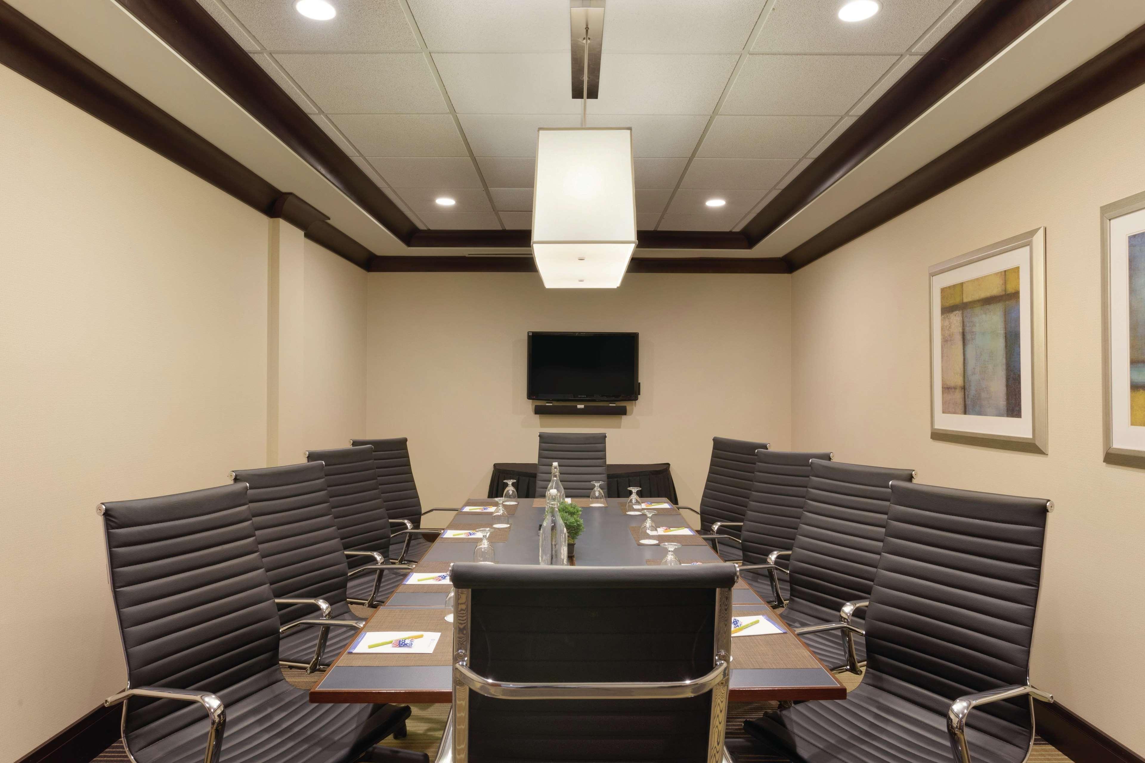 Hilton Garden Inn North Little Rock Bagian luar foto