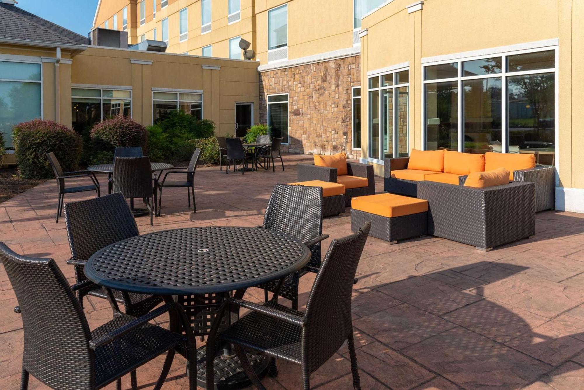 Hilton Garden Inn North Little Rock Bagian luar foto